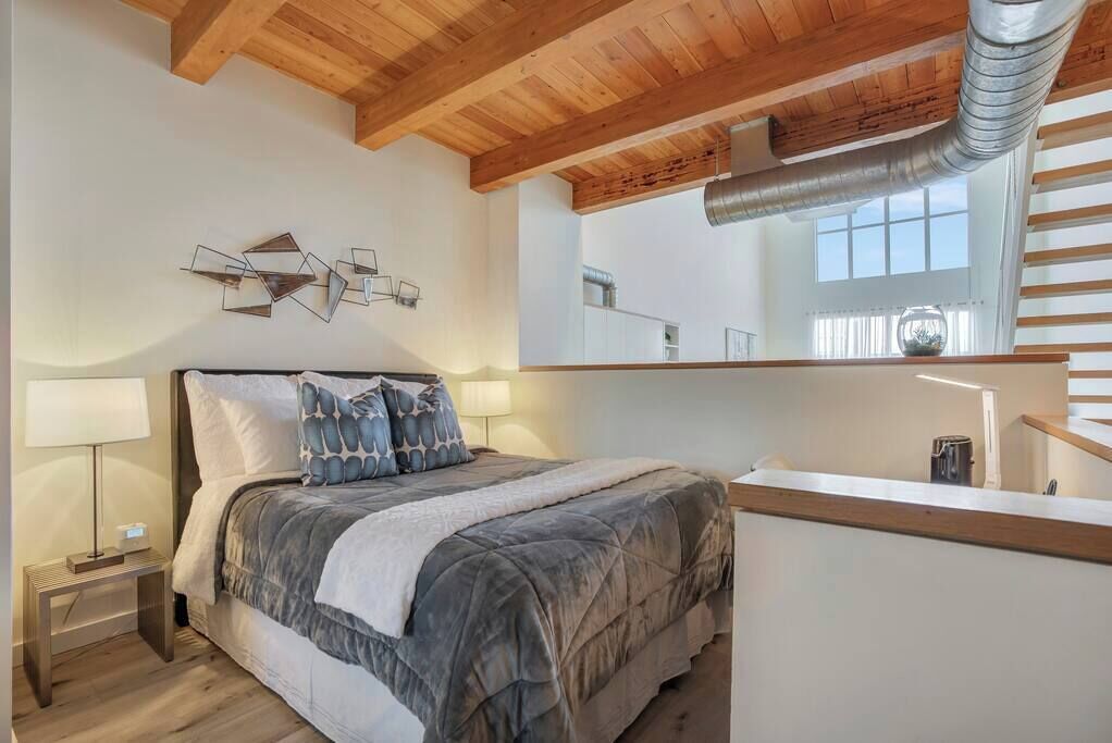 2 室のベッドルーム、アイロン / アイロン台、WiFi、ベッドシーツ