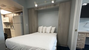 1 makuuhuone, silitysrauta/-lauta, ilmainen Wi-Fi, vuodevaatteet