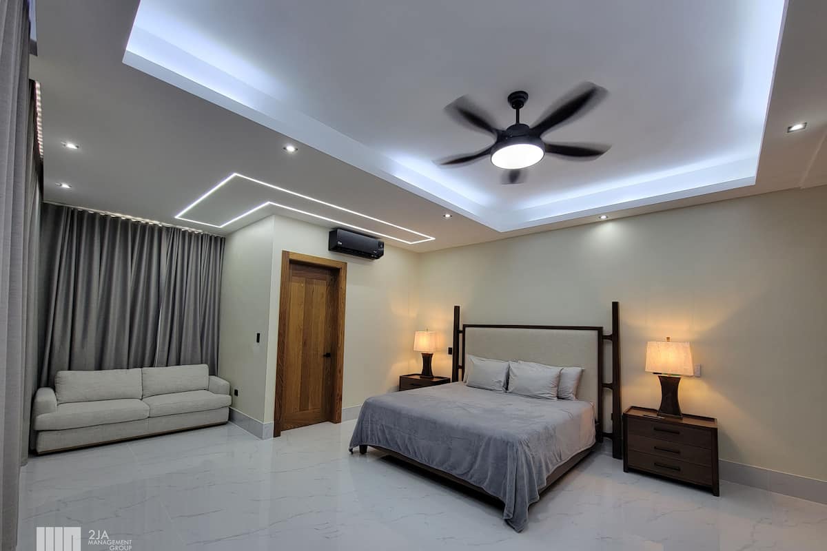 Vila Premium | 3 kamar tidur, brankas, setrika/meja setrika, dan Wi-Fi gratis