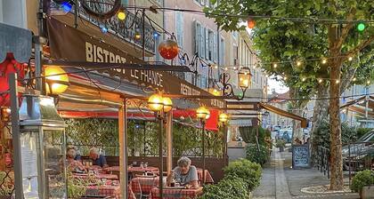 Le Petit Delphia - cosy penthouse in the heart of Provence