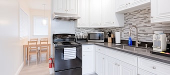 Safe 2BR Apt w/ AC/Washer/Dryer/EV on 1F-Sunnyvale
