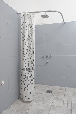 Executive Double Room, 1 King Bed | Memory foam beds, blackout drapes, free WiFi, bed sheets - PH Palermo Hostel (Buenos Aires)