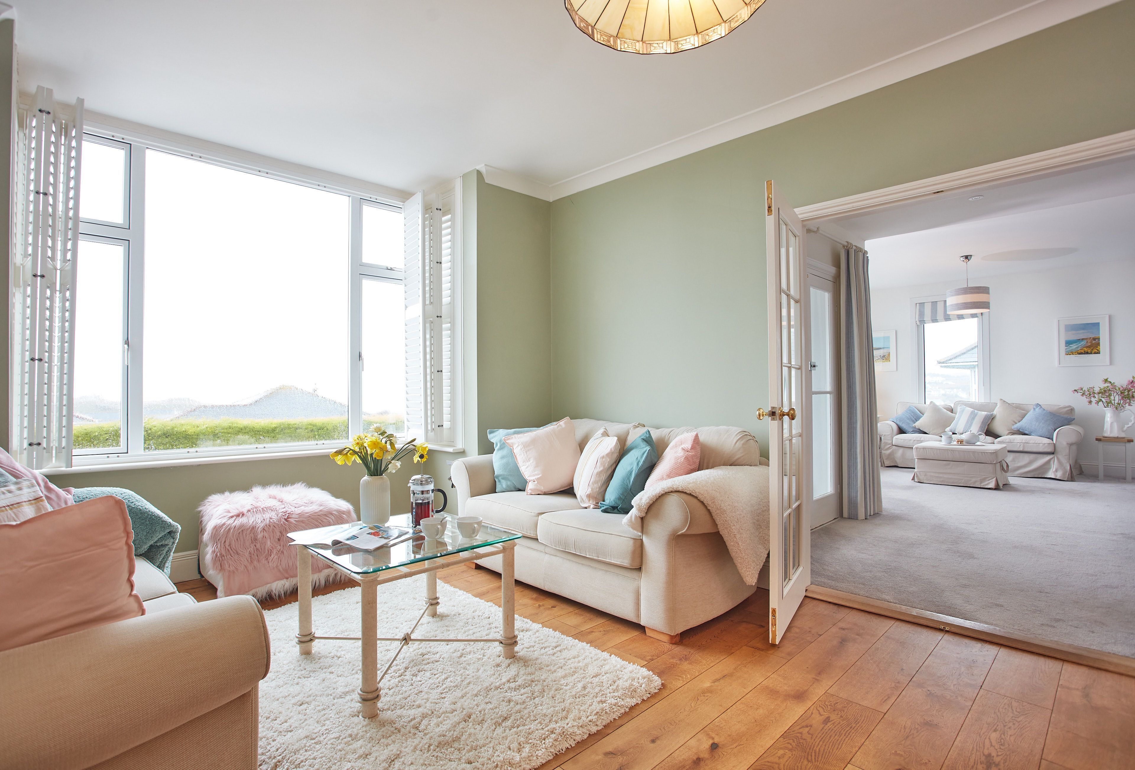 A Superb Holiday Home For A Large Family Or Group Of Friends, Ideally Located In Vibrant Newquay. - Newquay
