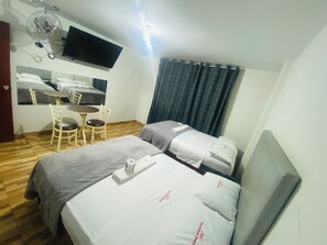 Family Twin Room | Premium bedding, down comforters, free WiFi, bed sheets