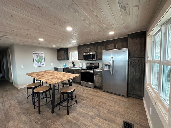 Fridge, microwave, stovetop, dishwasher - Renovated cottage w/incredible views of 54000 acres of public recreational land. (Chandlersville)