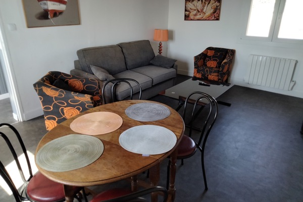 Wohnzimmer / Lounge