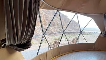 Romantic Tent, 1 Bedroom, Mountainside | Down duvets, blackout curtains, soundproofing, bed sheets