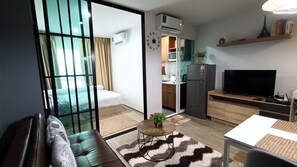 1 habitación, tabla de planchar con plancha, wifi y ropa de cama 