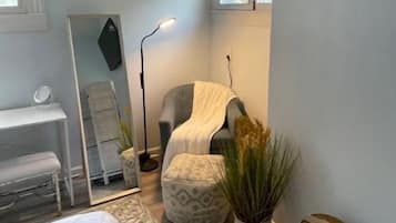 1 chambre, fer et planche à repasser, Wi-Fi gratuit, draps fournis