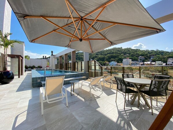 公寓 | 游泳池 | 室外游泳池