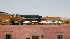 واجهة المنشأة