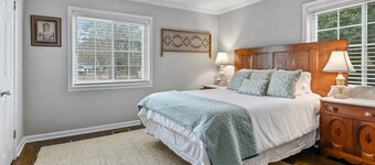 Lovely Llama-Stay Farm Cottage