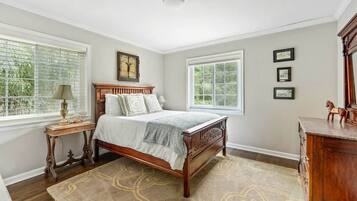 4 habitaciones, tabla de planchar con plancha y wifi gratis