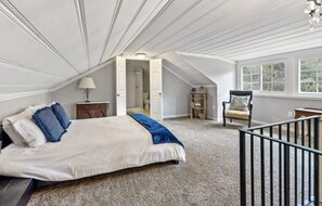 4 bedrooms, iron/ironing board, travel cot, free WiFi
