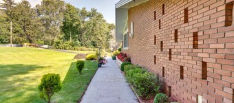 Cozy Albany Vacation Rental ~ 5 Mi to Downtown!