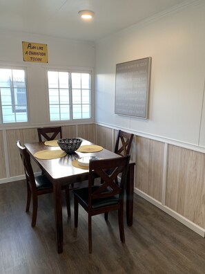 تناول الطعام