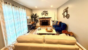 Smart TV, fireplace, books