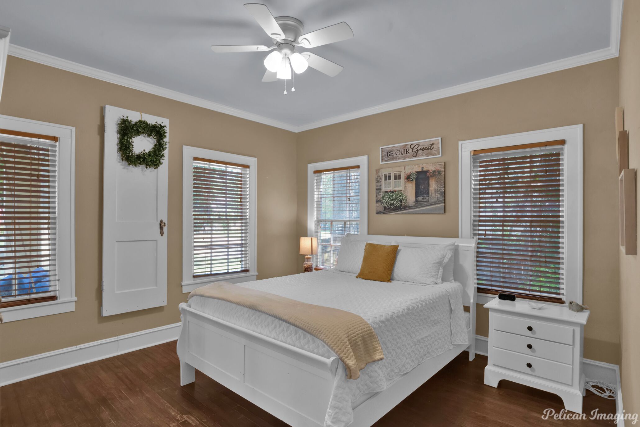 3 habitaciones y caja de seguridad en la habitación 