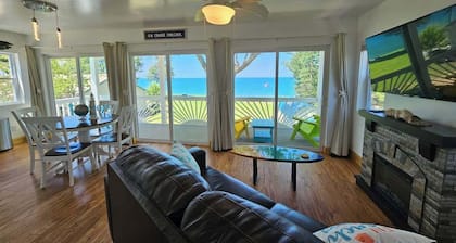 Tree-Top Lake-Front Cottage