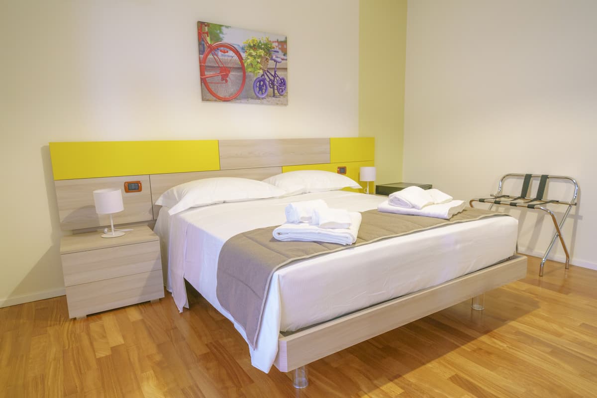 Camera Queen con Balcone | 1 habitación, ropa de cama de alta calidad y edredón