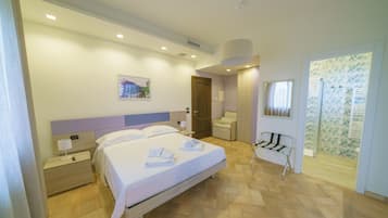 Camera Matrimoniale Deluxe con balcone, vista mare