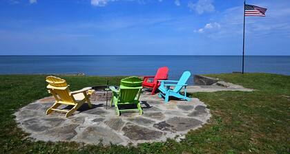 LEMON DROP LAKE FRONT COTTAGE