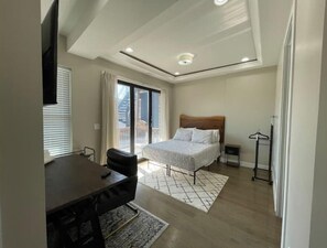 5 Schlafzimmer, Reisekinderbett, WLAN
