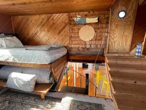 3 bedrooms, WiFi - Angelina, Houseboat
(Queens)