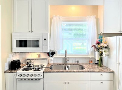 Walnut - Family Neighborhood, Pet Friendly