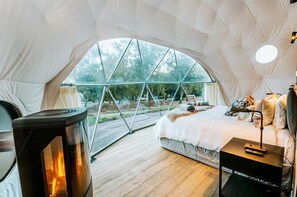 Fireplace - Cross Hill Glamping (Lake Hawea)