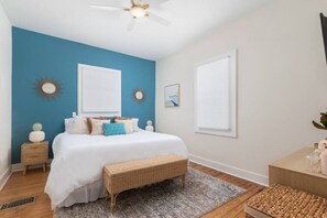 4 bedrooms, desk, iron/ironing board, travel crib