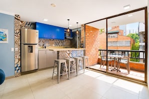 Apartment, City View | Private kitchen | Coffee/tea maker, fridge, microwave, oven - Apartamentos Ayamonte by HOUSY HOST (Medellín)