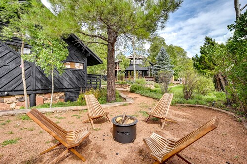 Pet-Friendly Flagstaff Studio Cabin w/ Patio