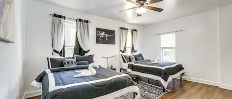 1 bedroom, iron/ironing board, travel cot, WiFi