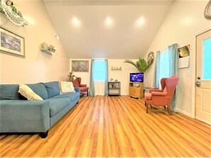 Smart TV, books, offices