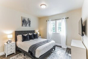 3 bedrooms, WiFi, bed sheets