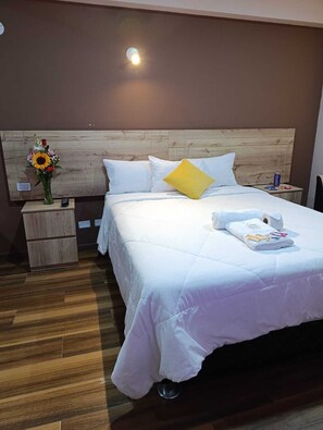 Deluxe Room | 1 bedroom, free WiFi, bed sheets