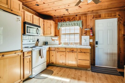 Wannigan Point Cabin #2