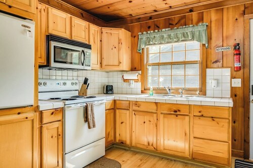 Wannigan Point Cabin #2