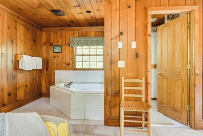 Wannigan Point Cabin #4