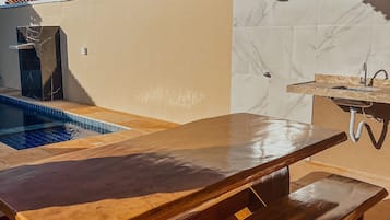 House | Kolam renang | Kolam renang terbuka