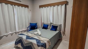 House | 3 bedrooms, free WiFi, bed sheets