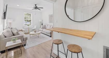 Luxury Home— Midtown; Huge Backyard; Mardi Gras