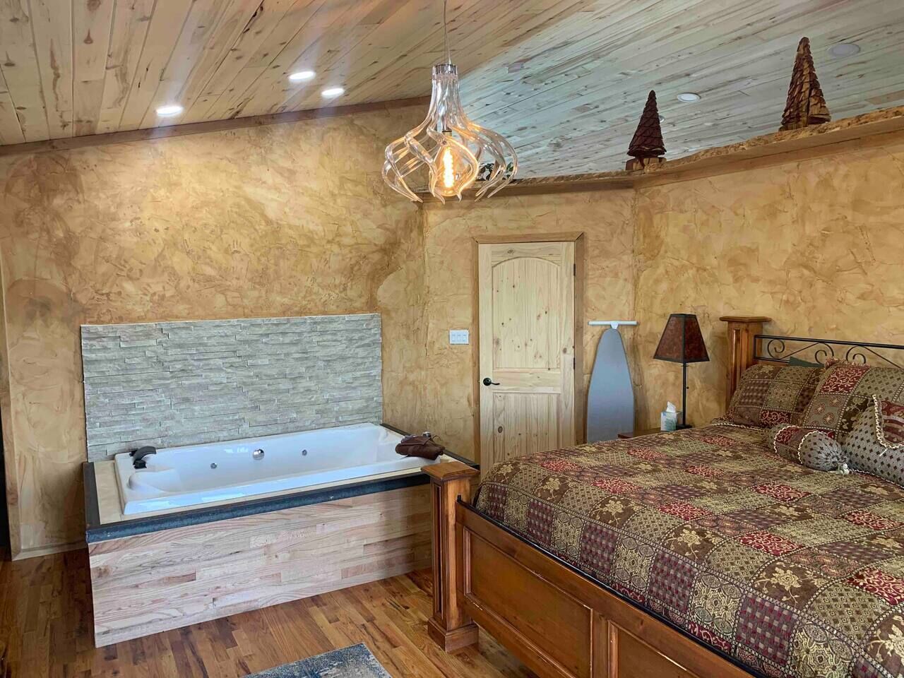 1 chambre, bureau, fer et planche à repasser, Wi-Fi