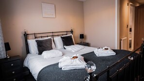 2 habitaciones, wifi gratis y ropa de cama 