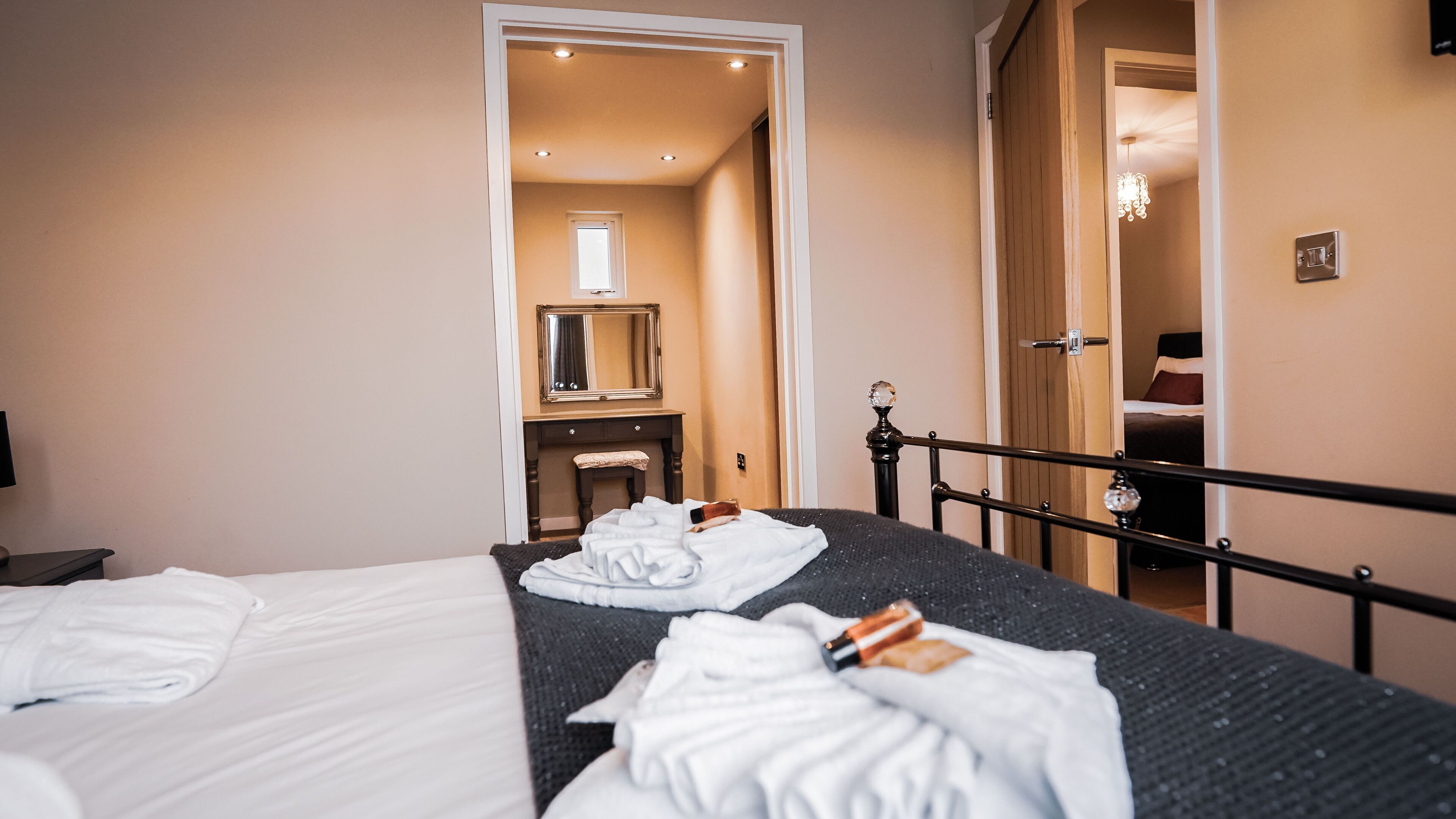 2 chambres, Wi-Fi gratuit, draps fournis