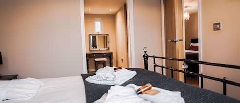 2 Schlafzimmer, kostenloses WLAN, Bettwäsche