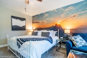 4 habitaciones, tabla de planchar con plancha y cuna de viaje 