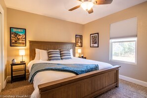 4 chambres, fer et planche à repasser, lit parapluie, Wi-Fi gratuit