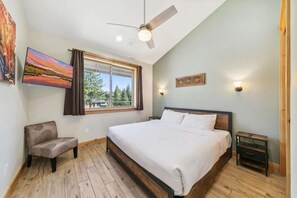 5 Schlafzimmer, Bügeleisen/Bügelbrett, Reisekinderbett, kostenloses WLAN